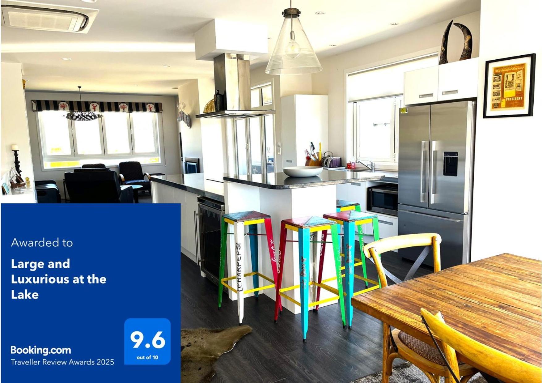 Kinloch Large And Luxurious At The Lake מראה חיצוני תמונה